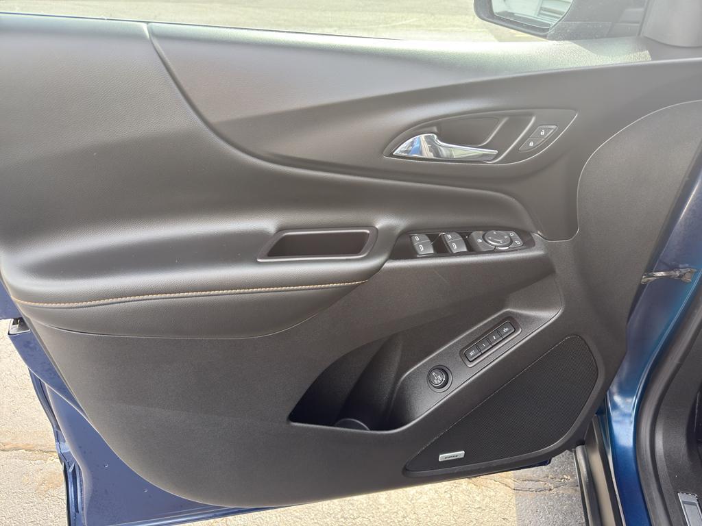 used 2022 Chevrolet Equinox car, priced at $26,995