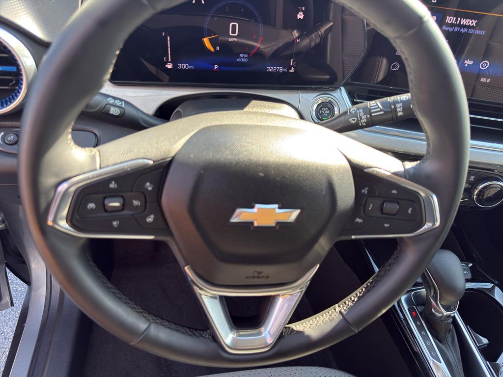 used 2024 Chevrolet Trax car, priced at $22,990