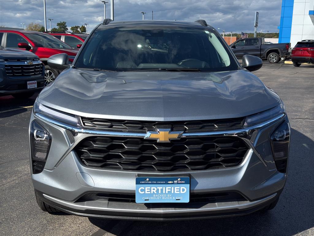 used 2024 Chevrolet Trax car, priced at $22,990
