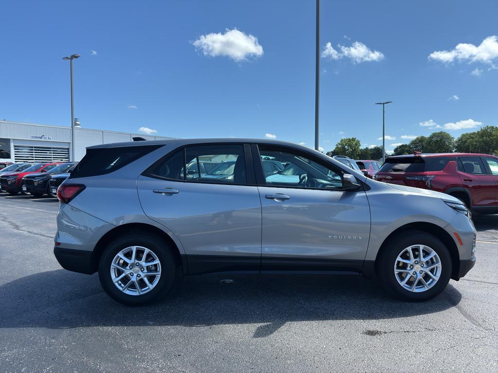 used 2024 Chevrolet Equinox car, priced at $27,990