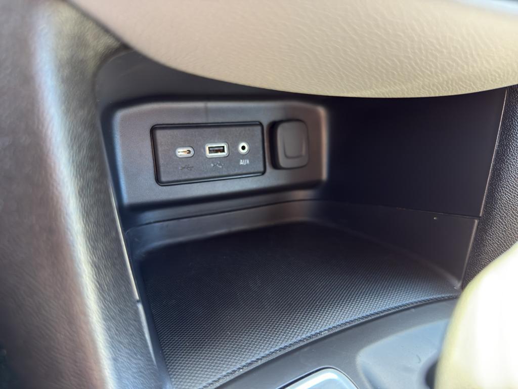 used 2024 Chevrolet Equinox car, priced at $27,990