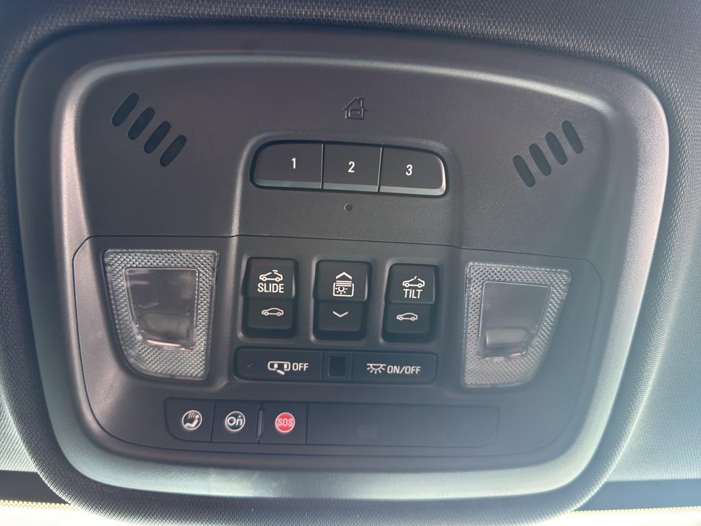 used 2023 Chevrolet Traverse car, priced at $49,590