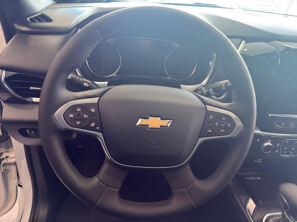 used 2023 Chevrolet Traverse car, priced at $49,590