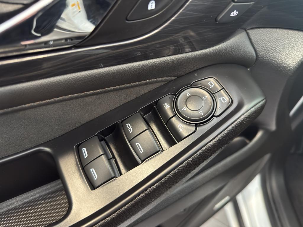 used 2023 Chevrolet Traverse car, priced at $49,590