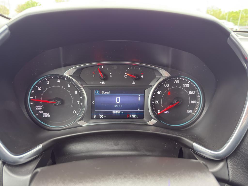 used 2022 Chevrolet Equinox car, priced at $22,290