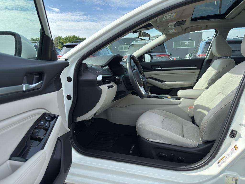 used 2022 Nissan Altima car, priced at $24,990