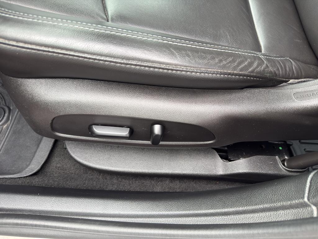 used 2017 Chevrolet Cruze car, priced at $11,086