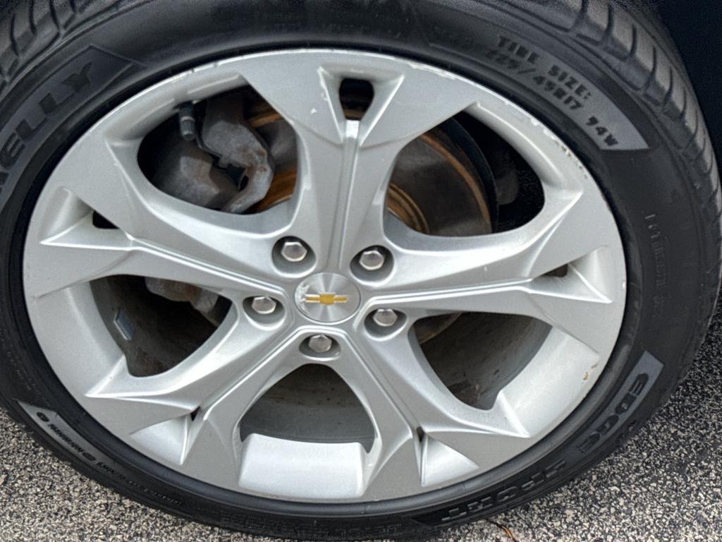 used 2017 Chevrolet Cruze car, priced at $11,086