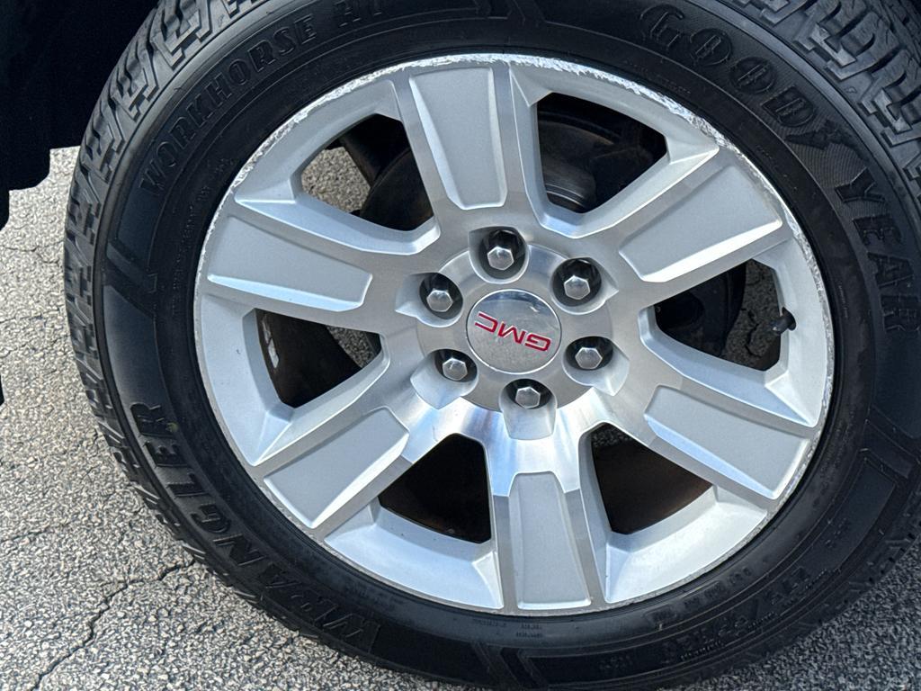 used 2016 GMC Sierra 1500 car, priced at $18,986