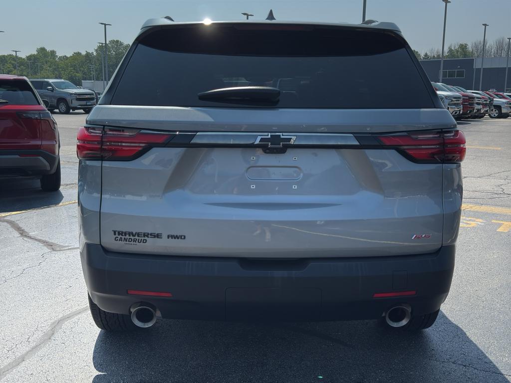 used 2023 Chevrolet Traverse car, priced at $44,990