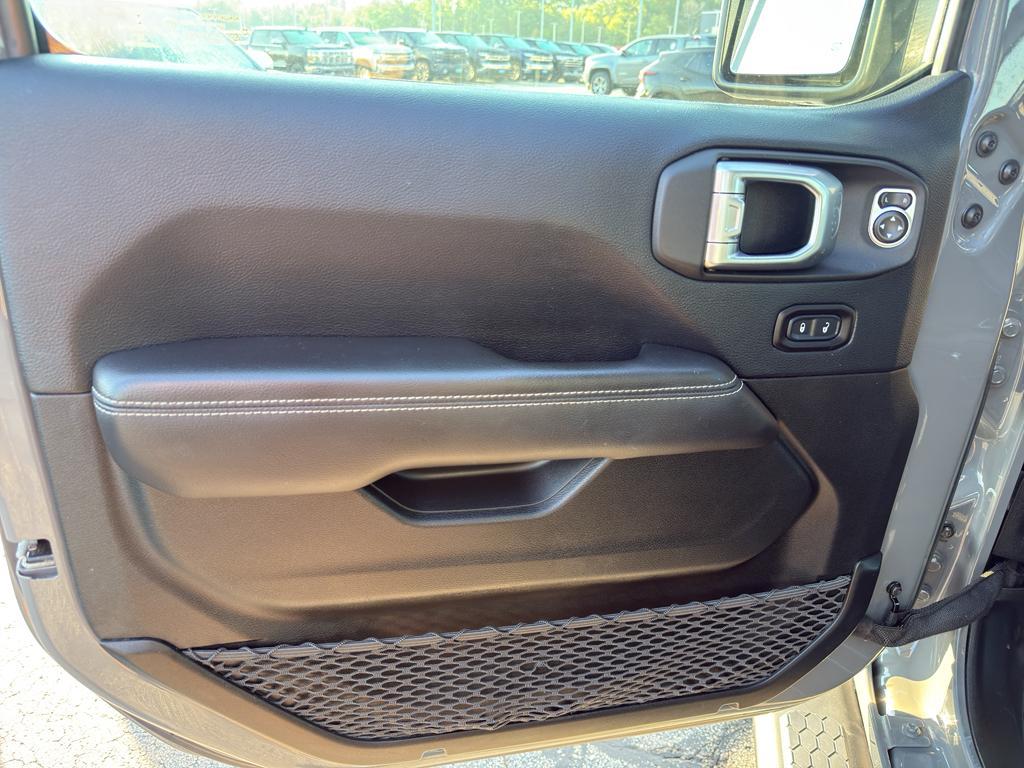 used 2019 Jeep Wrangler Unlimited car, priced at $25,695