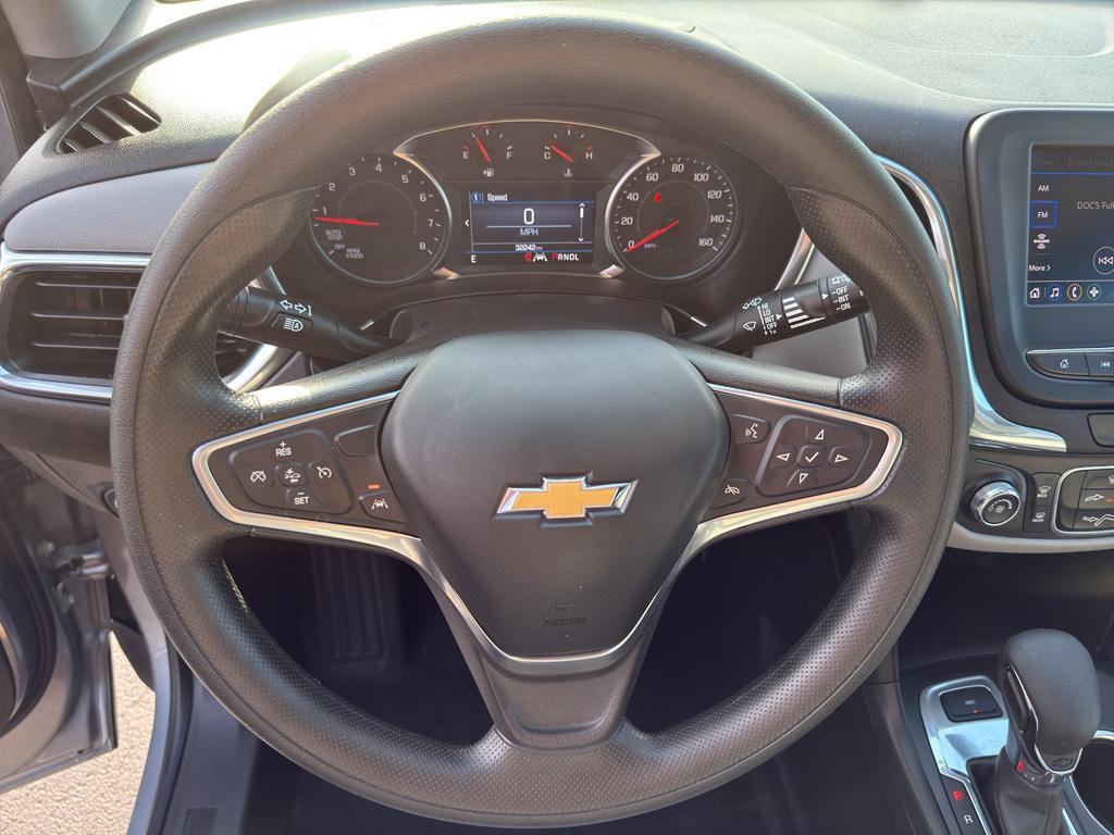 used 2023 Chevrolet Equinox car, priced at $24,990