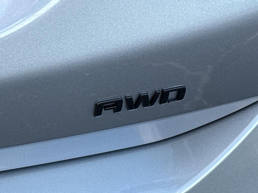 used 2023 Chevrolet Equinox car, priced at $24,990