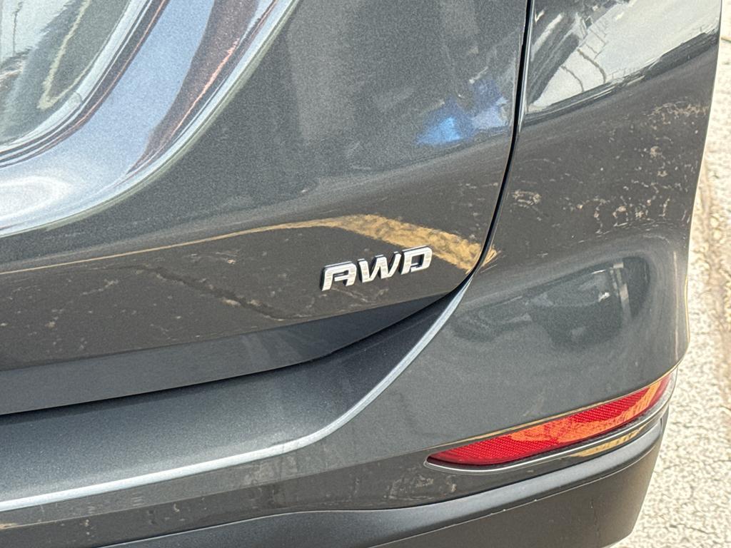 used 2021 Chevrolet Equinox car, priced at $17,790