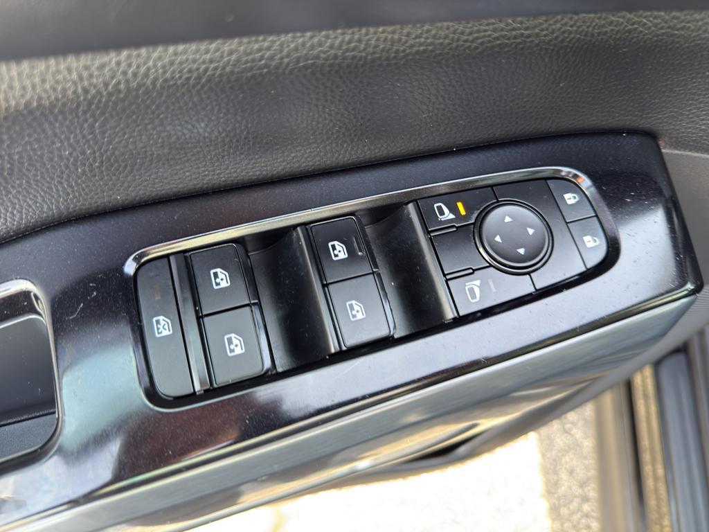 used 2022 Nissan Pathfinder car, priced at $34,990