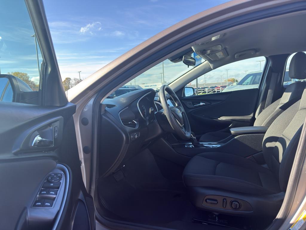 used 2024 Chevrolet Malibu car, priced at $20,290