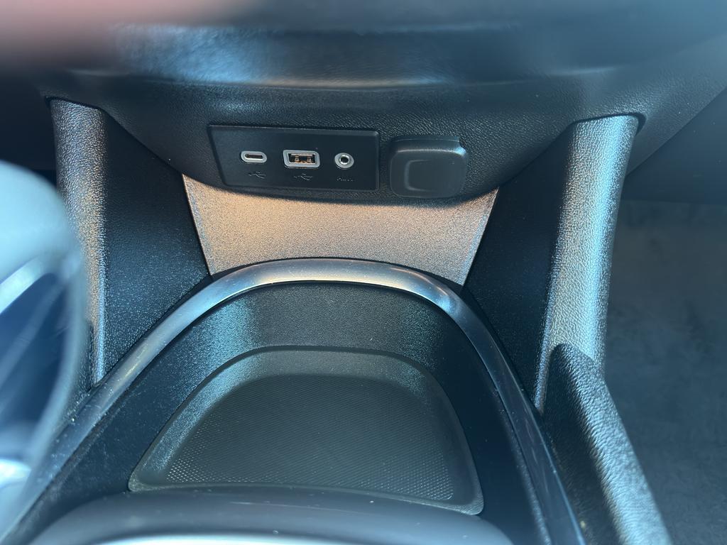 used 2024 Chevrolet Malibu car, priced at $20,290