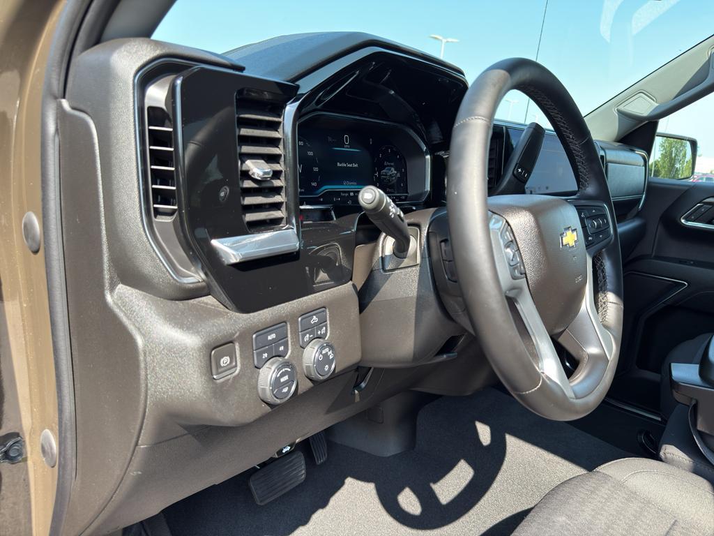 used 2023 Chevrolet Silverado 1500 car, priced at $38,990