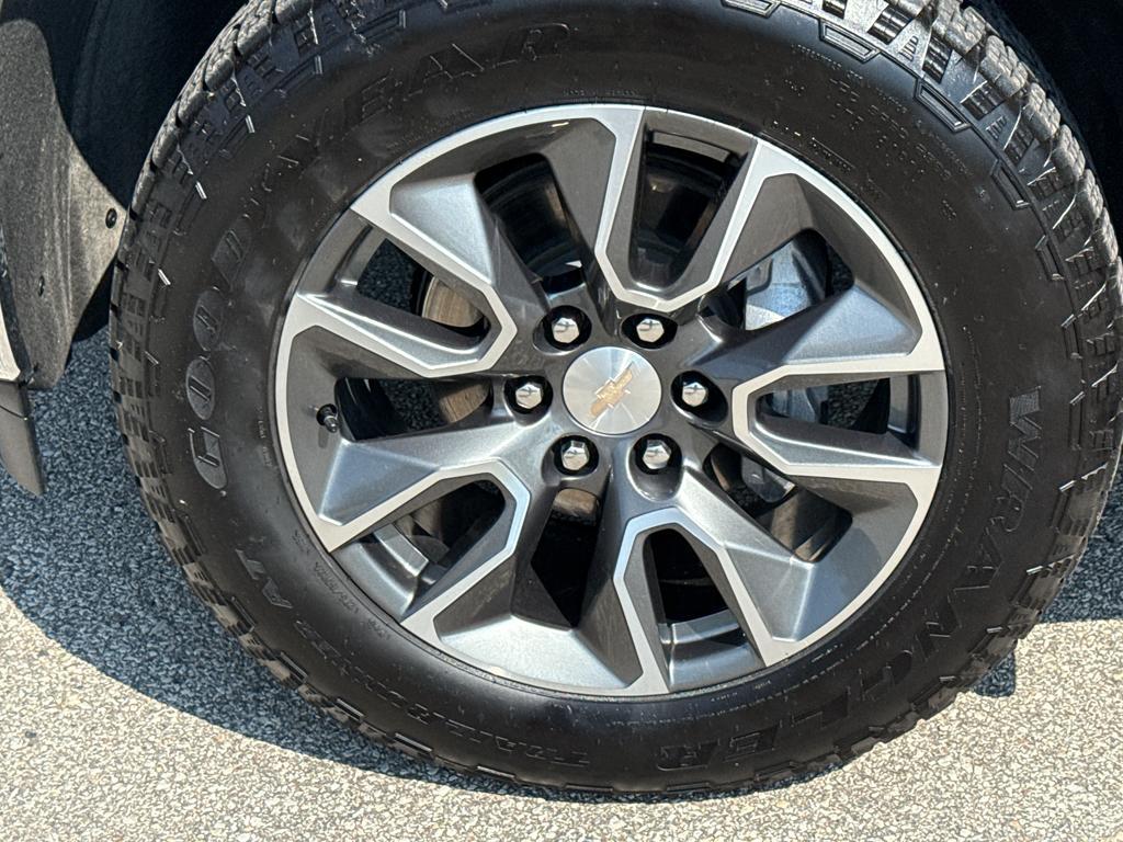 used 2023 Chevrolet Silverado 1500 car, priced at $38,990