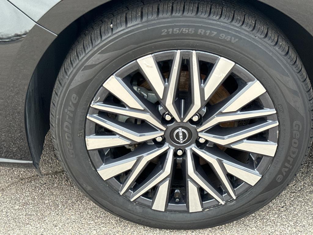 used 2024 Nissan Altima car, priced at $20,790