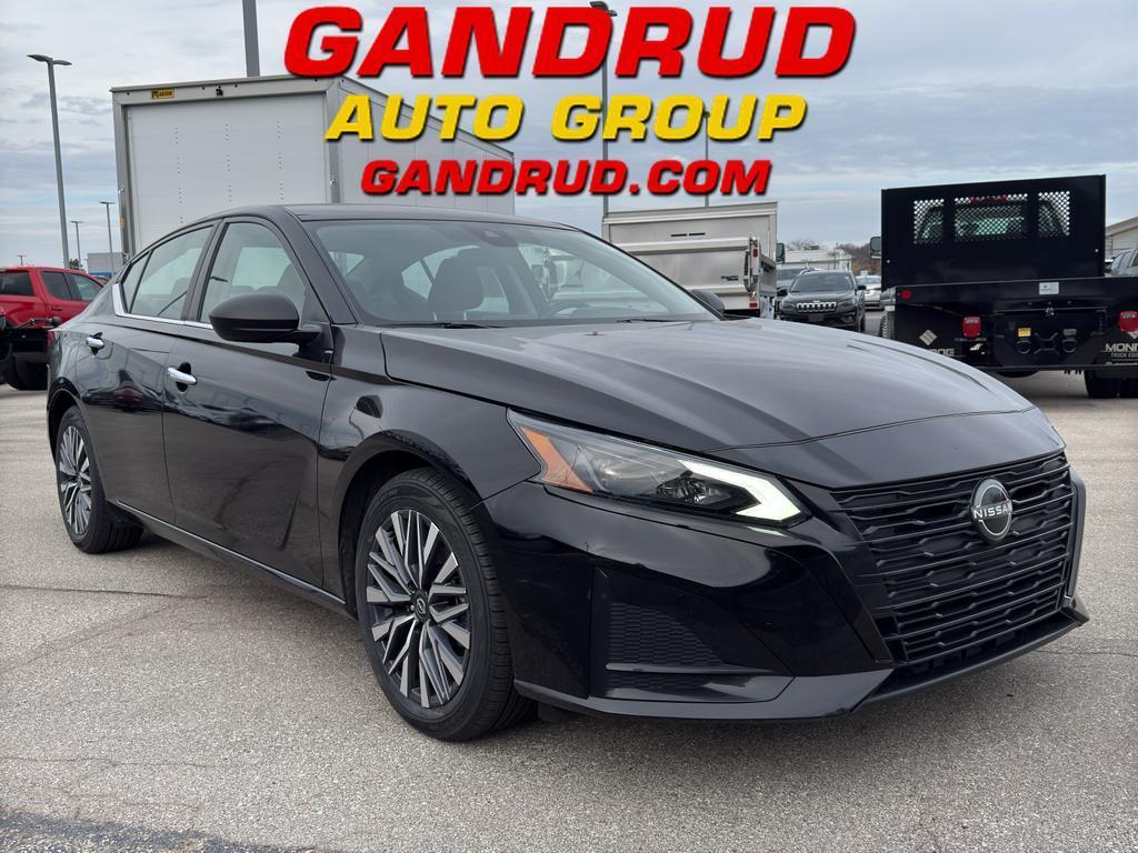 used 2024 Nissan Altima car, priced at $20,790