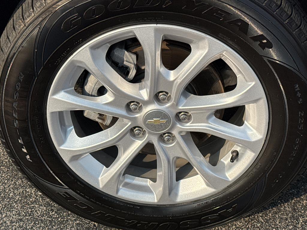 used 2020 Chevrolet Equinox car, priced at $18,390