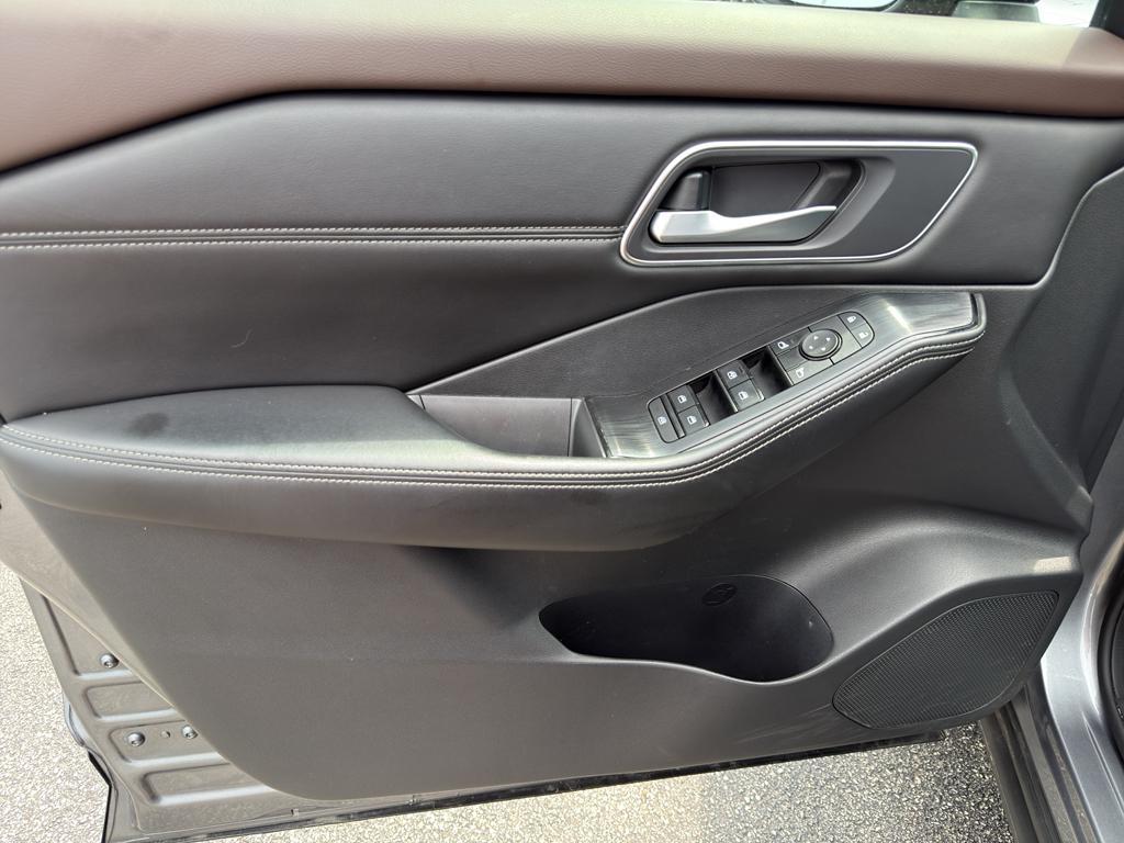 used 2021 Nissan Rogue car, priced at $23,490