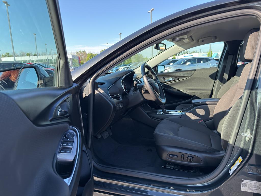used 2018 Chevrolet Malibu car, priced at $17,995