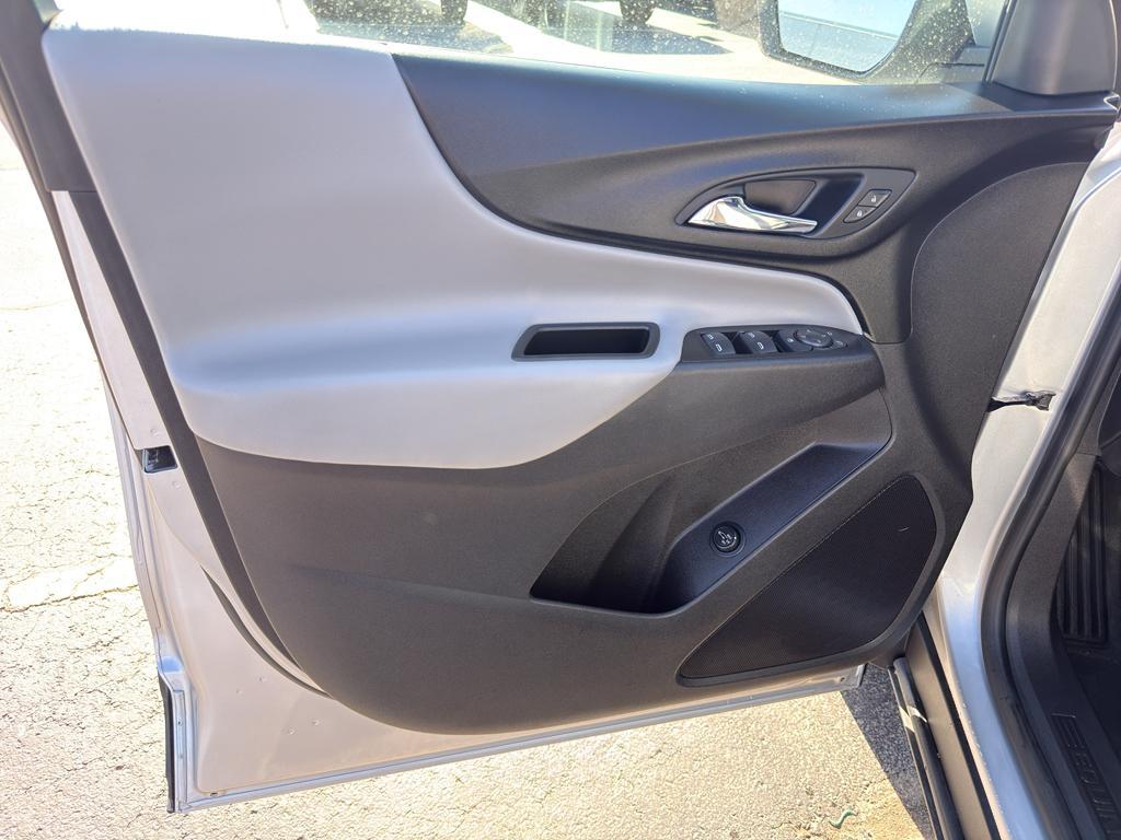 used 2022 Chevrolet Equinox car, priced at $20,990