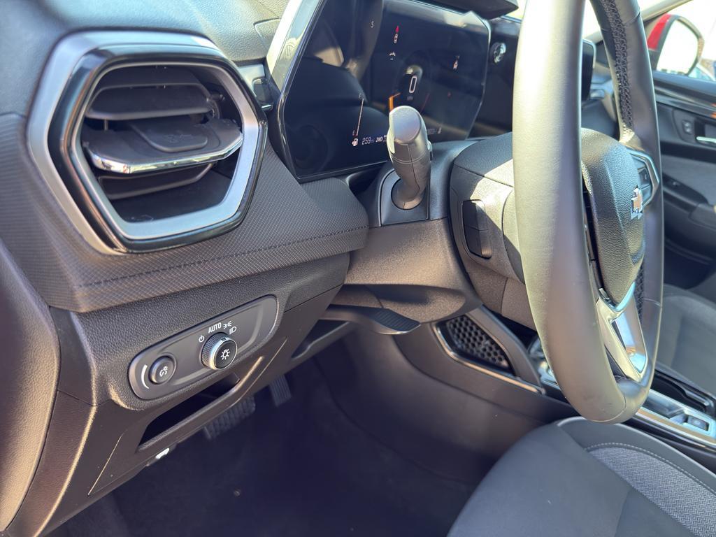 used 2024 Chevrolet TrailBlazer car, priced at $25,990