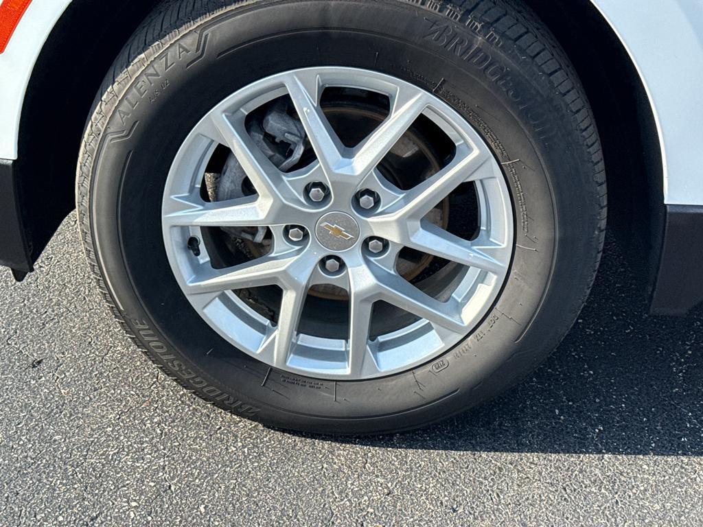 used 2024 Chevrolet Equinox car, priced at $24,990