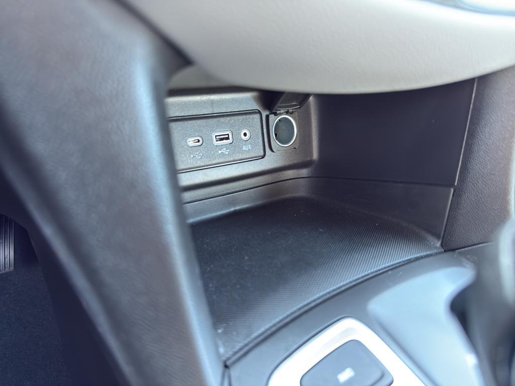 used 2024 Chevrolet Equinox car, priced at $24,990