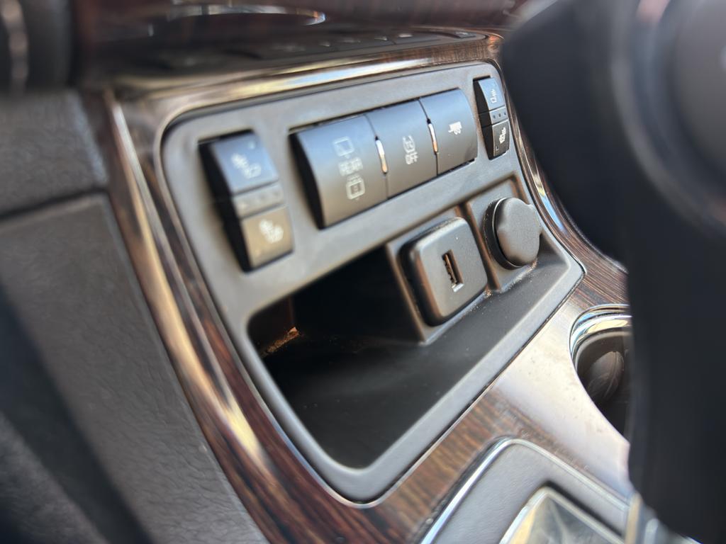 used 2016 Chevrolet Traverse car, priced at $12,995