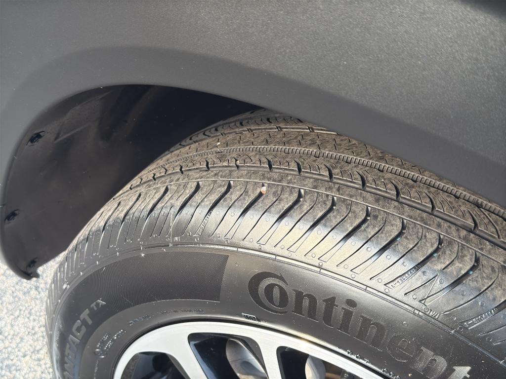 used 2024 Chevrolet TrailBlazer car, priced at $23,990