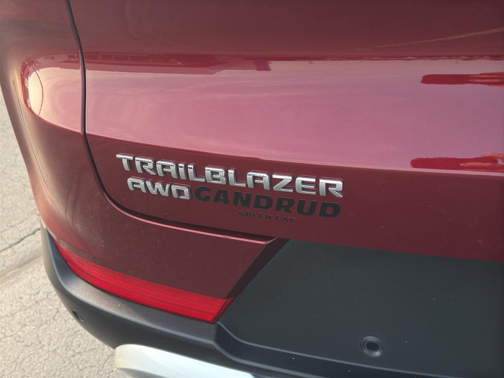 used 2024 Chevrolet TrailBlazer car, priced at $23,990