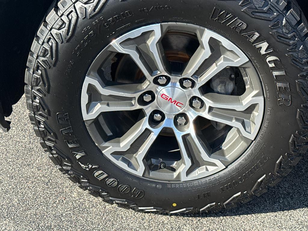used 2019 GMC Sierra 1500 car, priced at $32,995