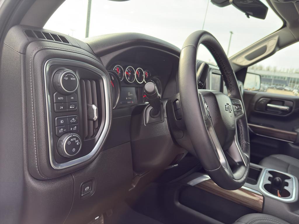 used 2022 Chevrolet Silverado 1500 Limited car, priced at $42,999
