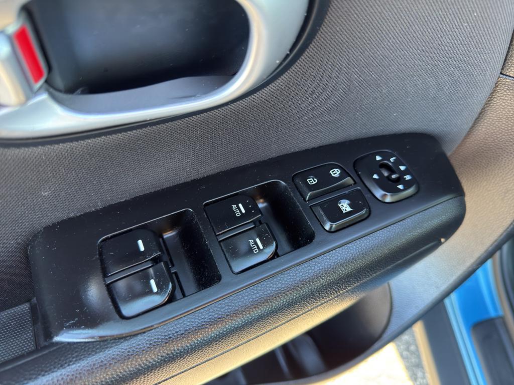 used 2016 Kia Soul car, priced at $8,486