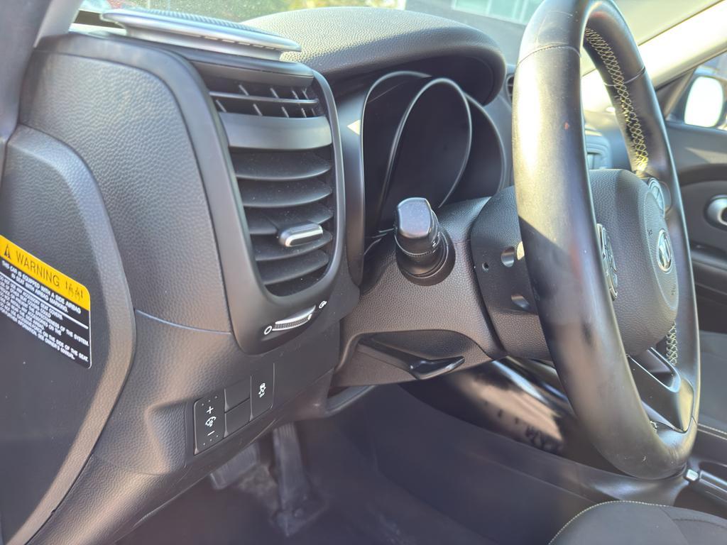 used 2016 Kia Soul car, priced at $8,486