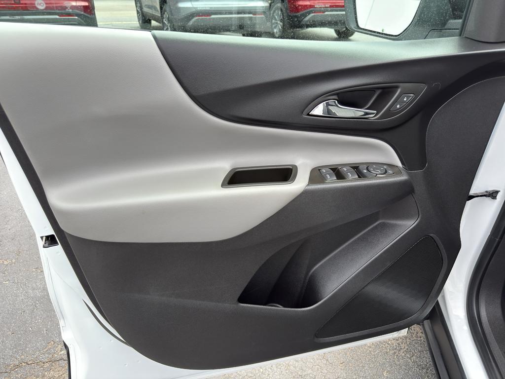 used 2023 Chevrolet Equinox car, priced at $24,790