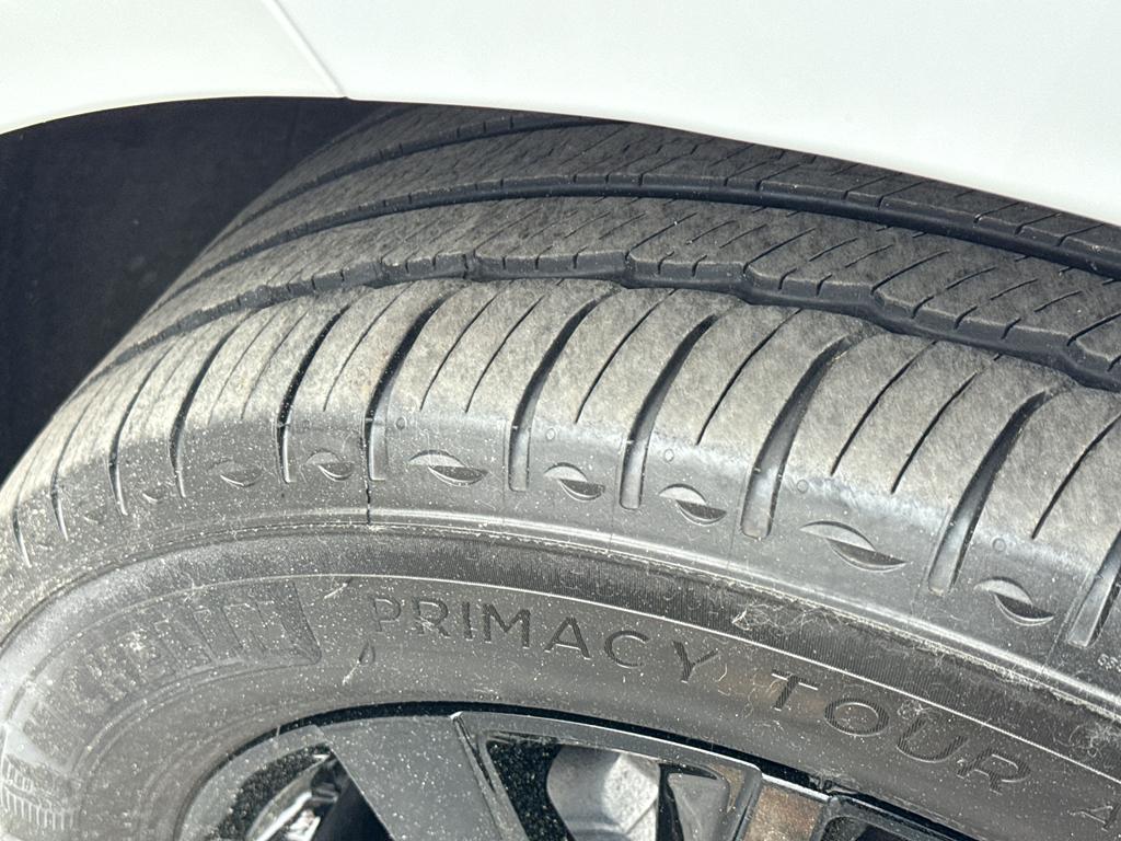 used 2023 Chevrolet Equinox car, priced at $24,790