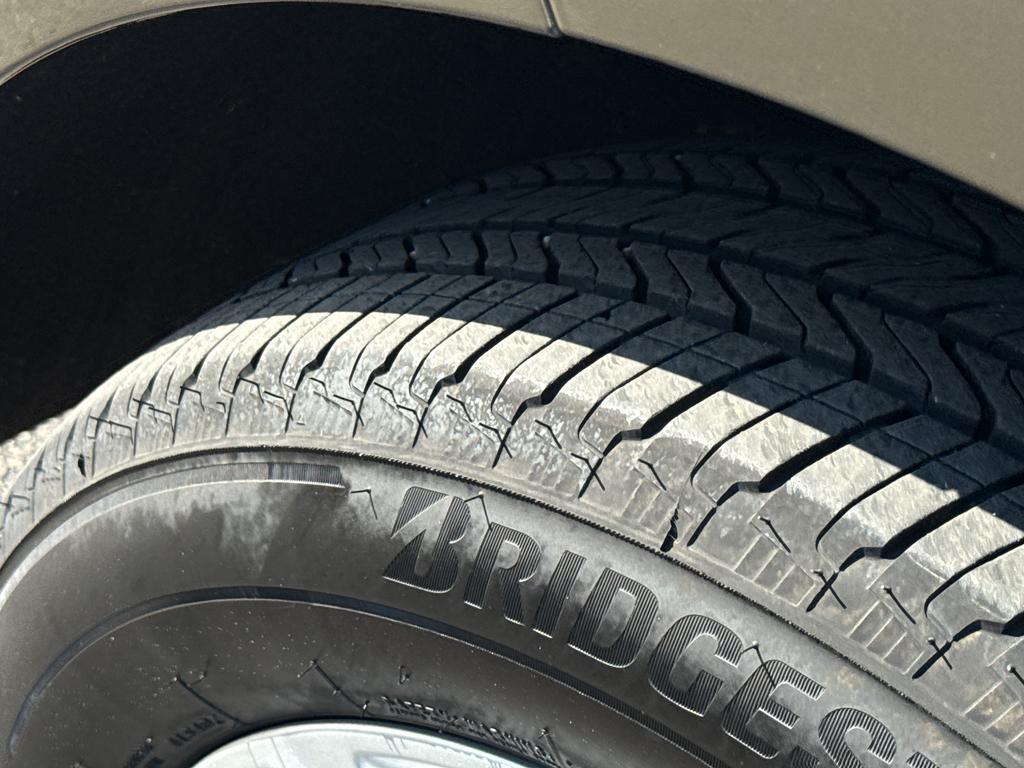 used 2023 Chevrolet Equinox car, priced at $24,990