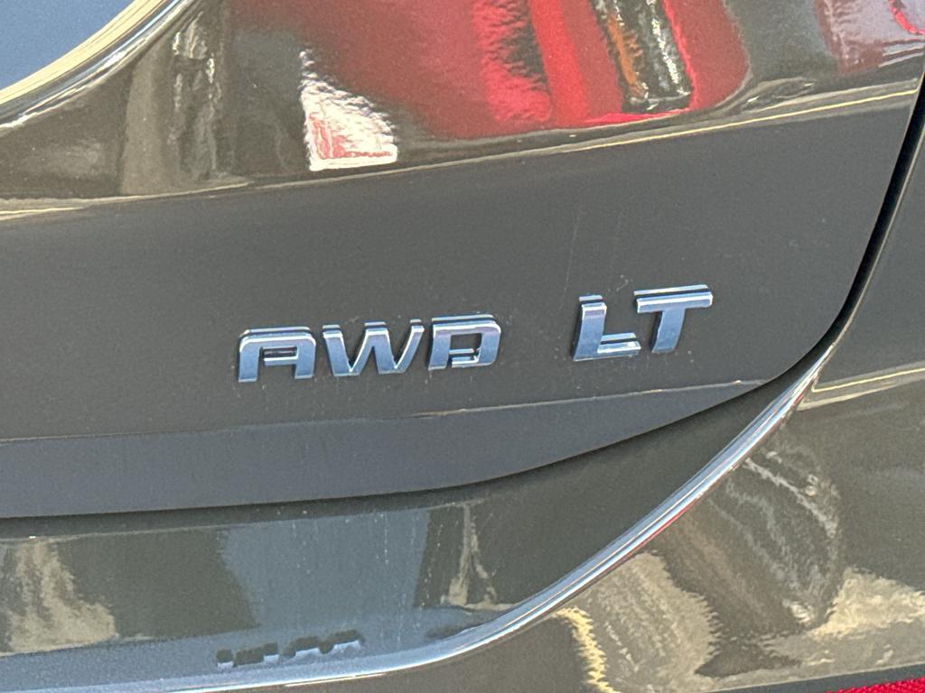 used 2023 Chevrolet Equinox car, priced at $24,990