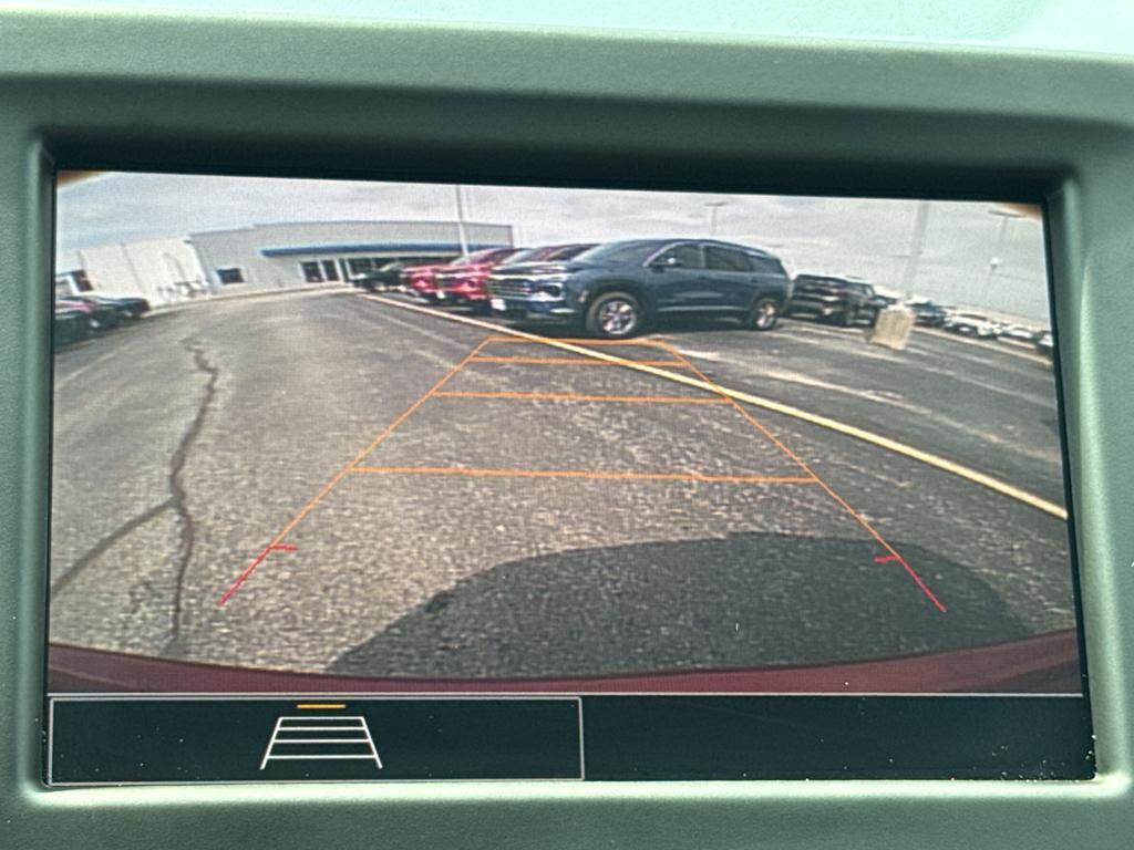 used 2022 Chevrolet Equinox car, priced at $25,990