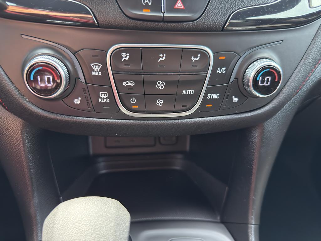 used 2022 Chevrolet Equinox car, priced at $25,990