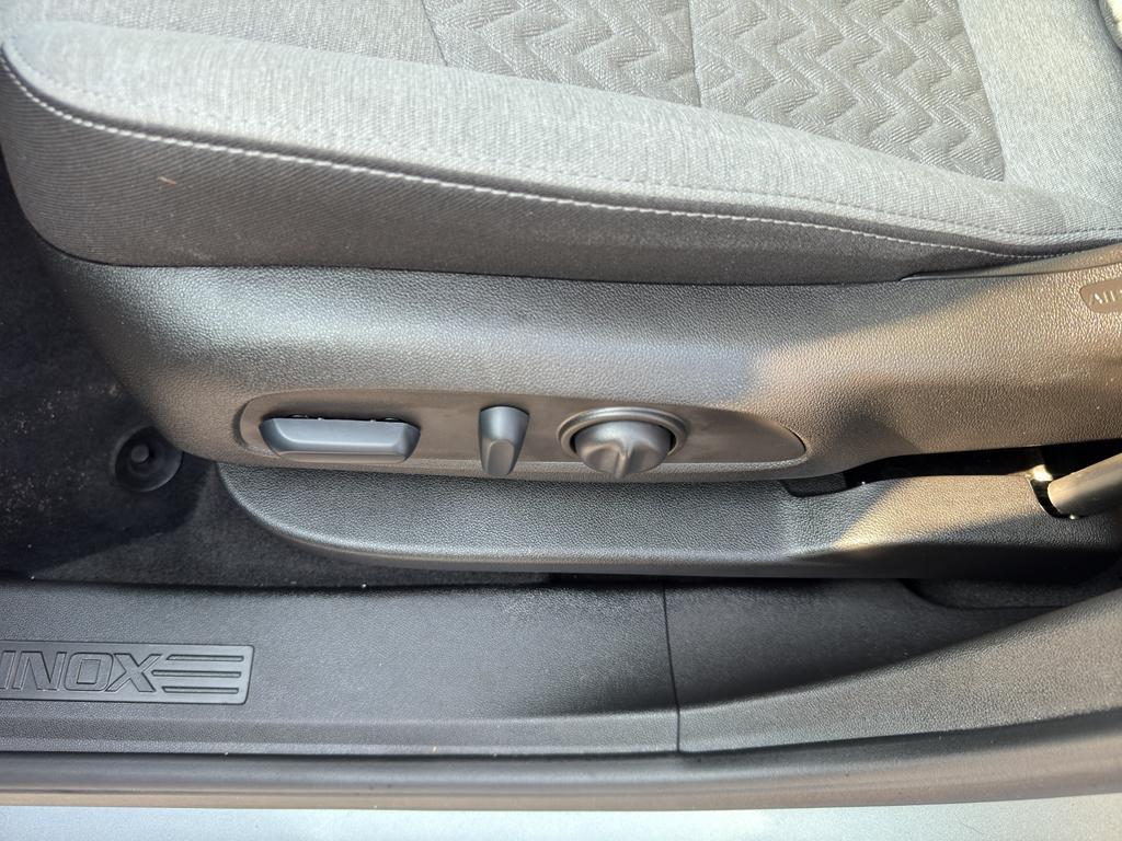used 2023 Chevrolet Equinox car, priced at $25,690