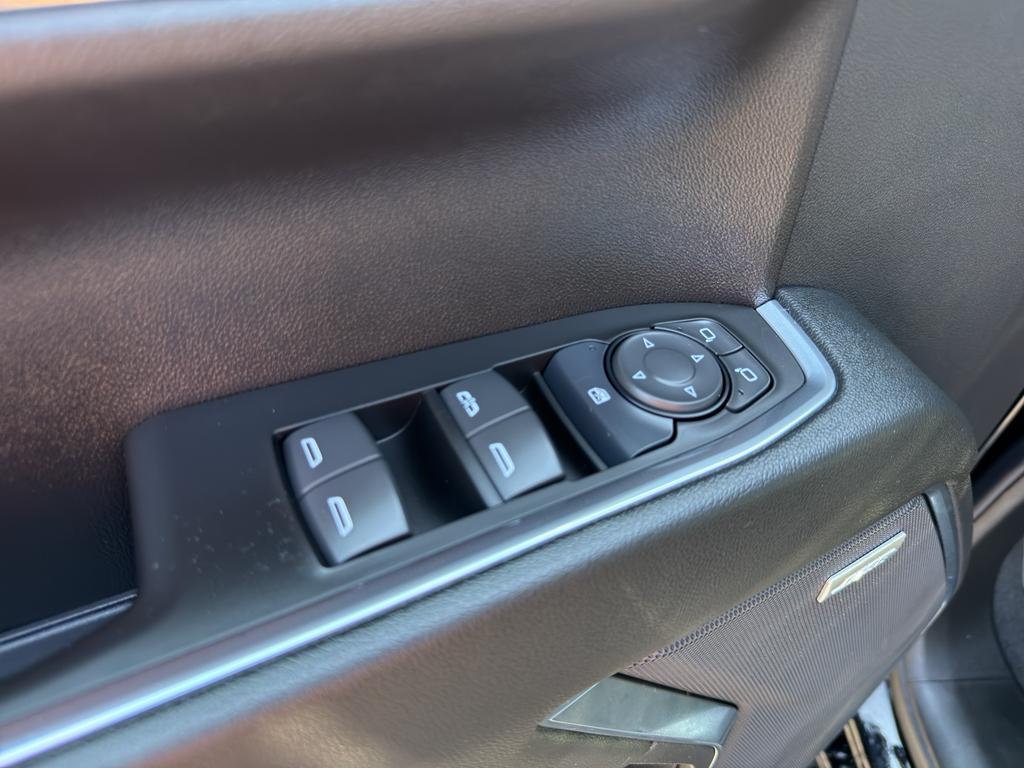 used 2025 Chevrolet Silverado 1500 car, priced at $59,990