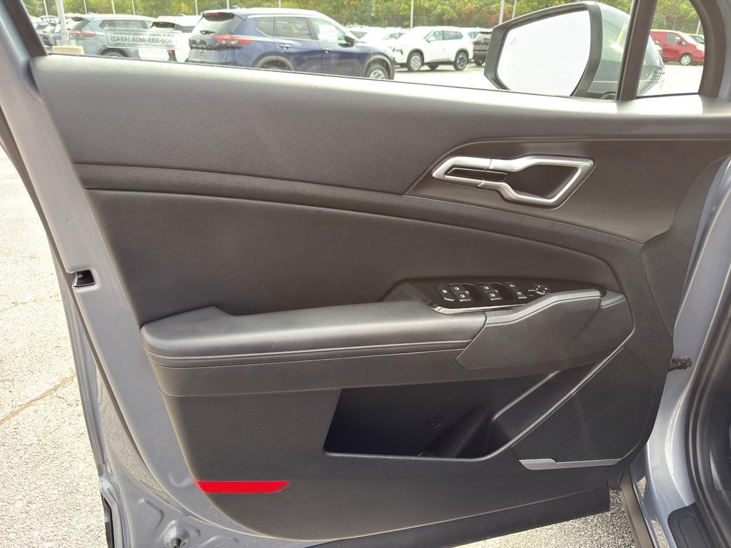 used 2024 Kia Sportage car, priced at $30,495