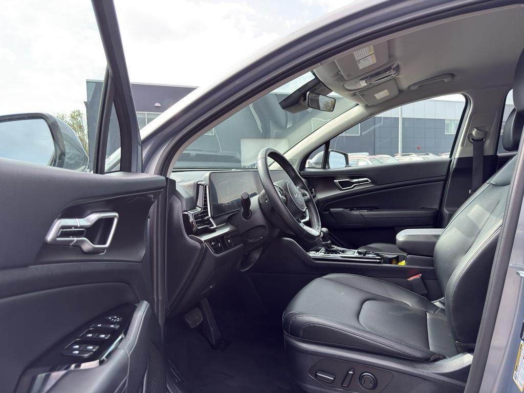 used 2024 Kia Sportage car, priced at $30,495