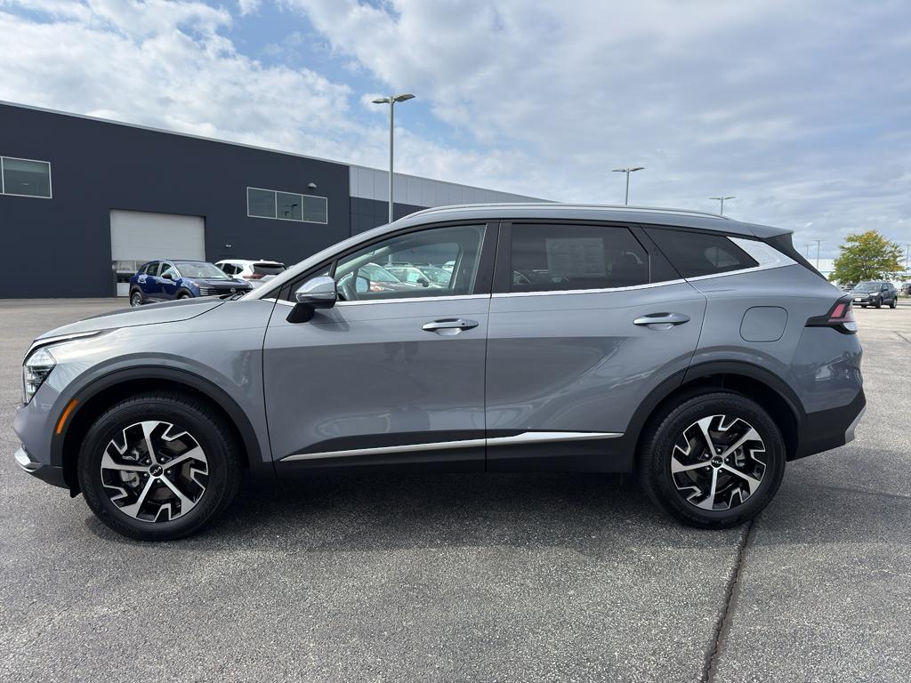 used 2024 Kia Sportage car, priced at $30,495